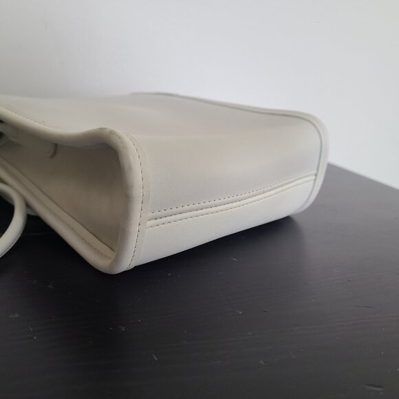 Vintage Coach Scooter White Leather Crossbody 9893 - Picture 2 of 9